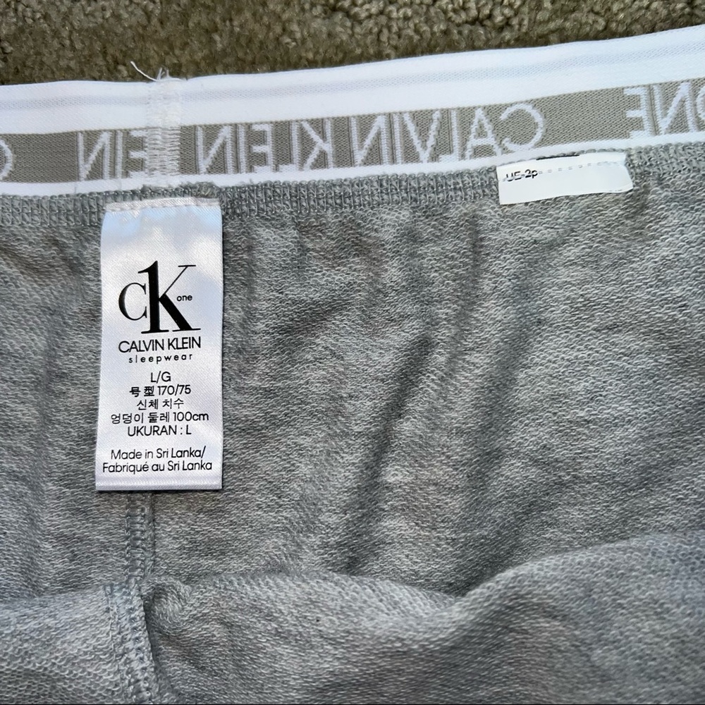 CK One Lounge Shorts - Picture 3 of 5